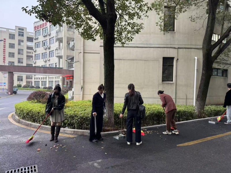 说明: 6e5282b0e489e37867f0633bc8bdb1bc